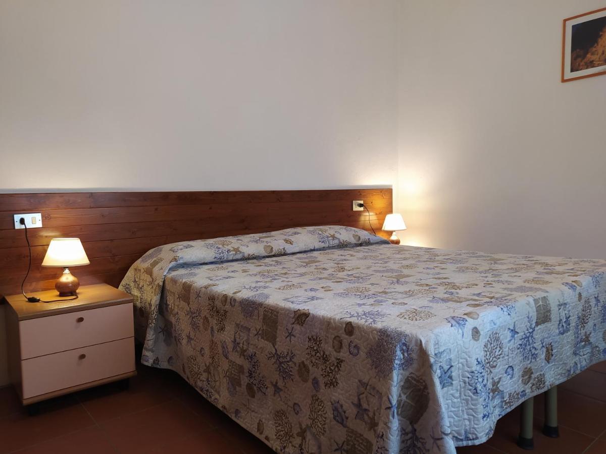 קאפוליברי Appartamenti Gli Alberi מראה חיצוני תמונה